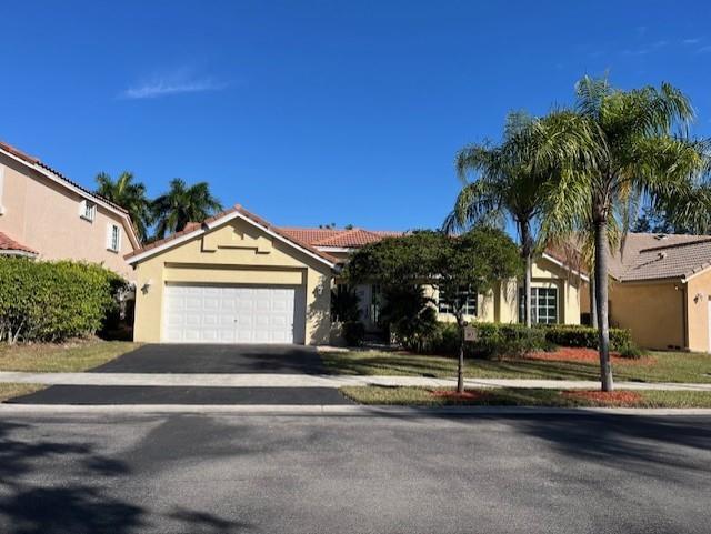 Listing photo 3 for 517 Spinnaker, Weston, FL, 33326