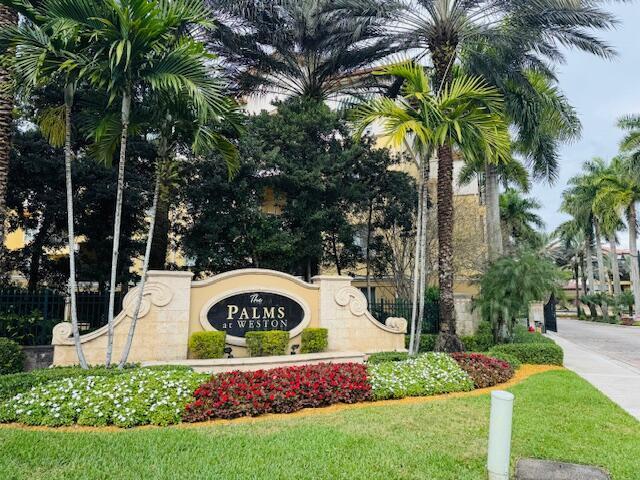 Listing photo 3 for 16101 Emerald Estates Drive Drive Unit#251, Weston, FL, 33331