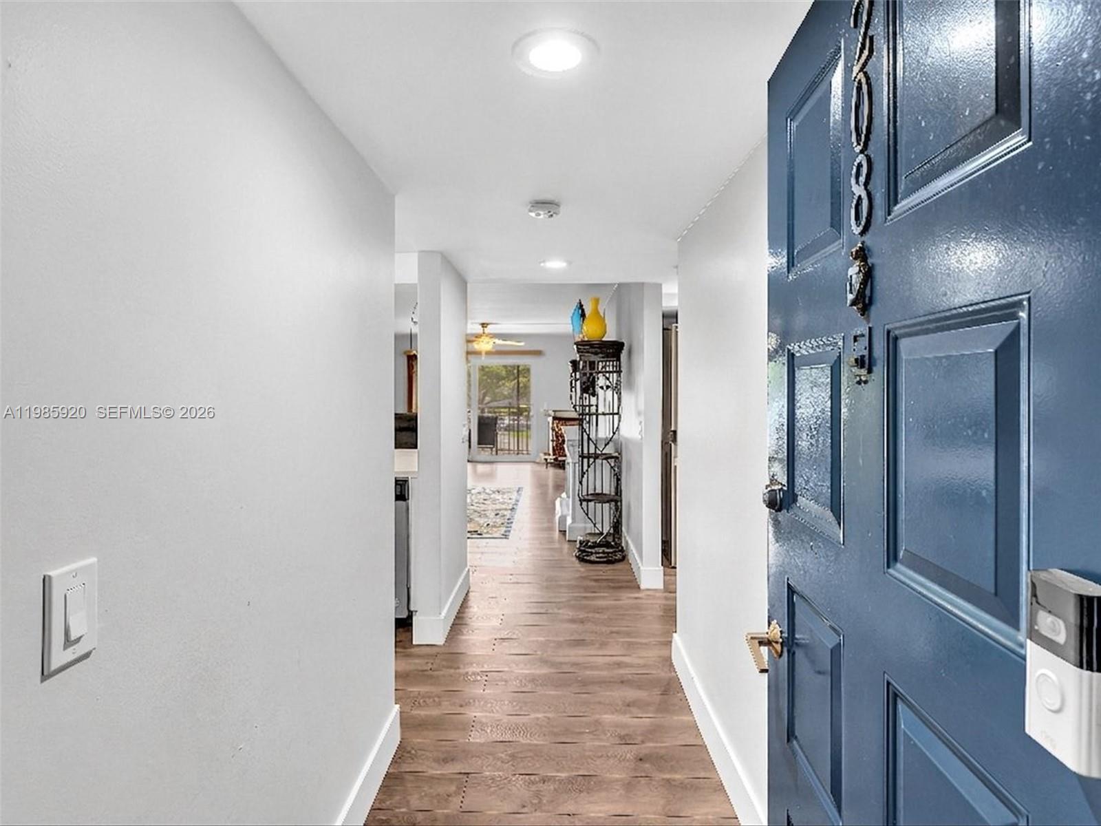 Listing photo 3 for 12500 SW 5th Ct Unit#208M, Pembroke Pines, FL, 33027
