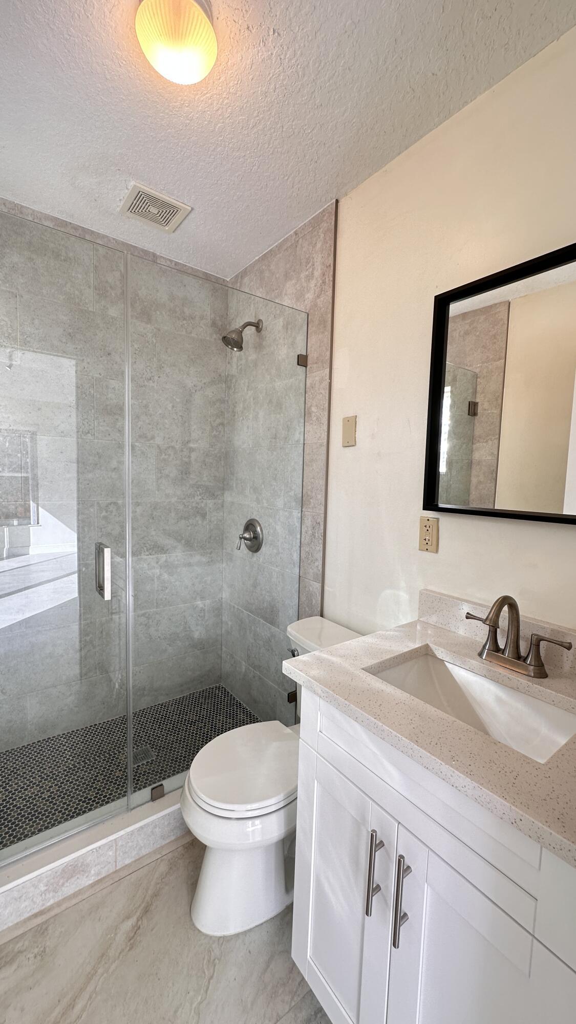 Listing photo 2 for 19010 SW 10th Street Street, Pembroke Pines, FL, 33029