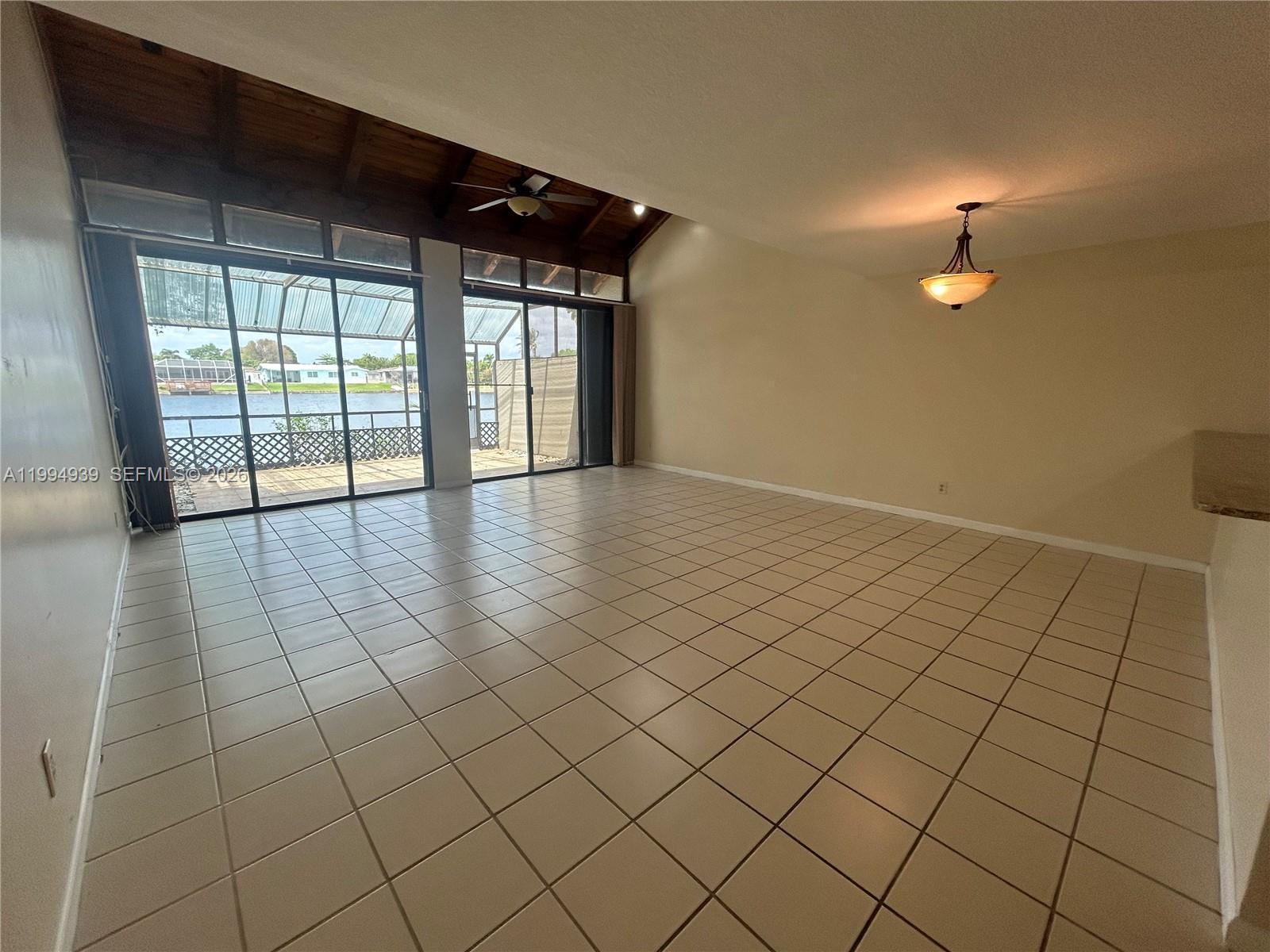 Rental in Pembroke Pines, FL