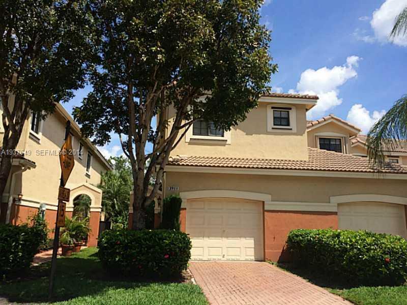 Listing photo 2 for 3911 Tree Top Drive Drive, Weston, FL, 33332
