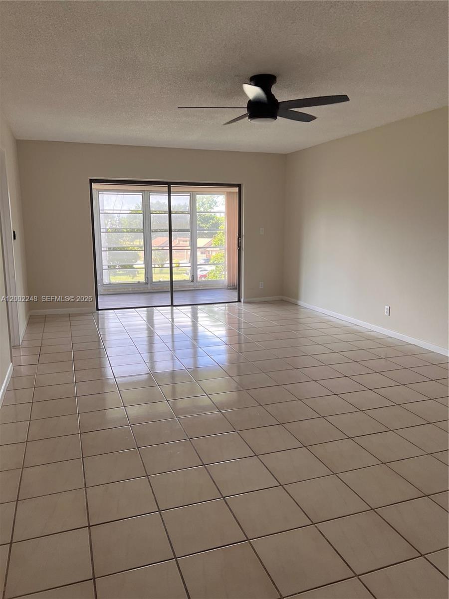 Rental in Davie, FL