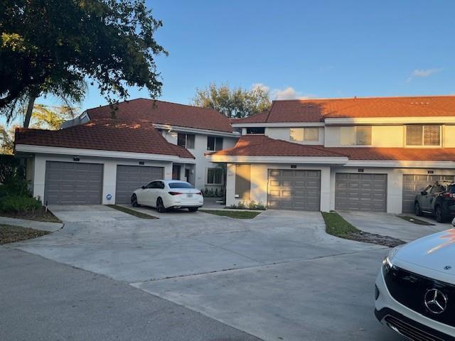 Listing photo 4 for 992 NW 93rd Avenue Avenue, Plantation, FL, 33324