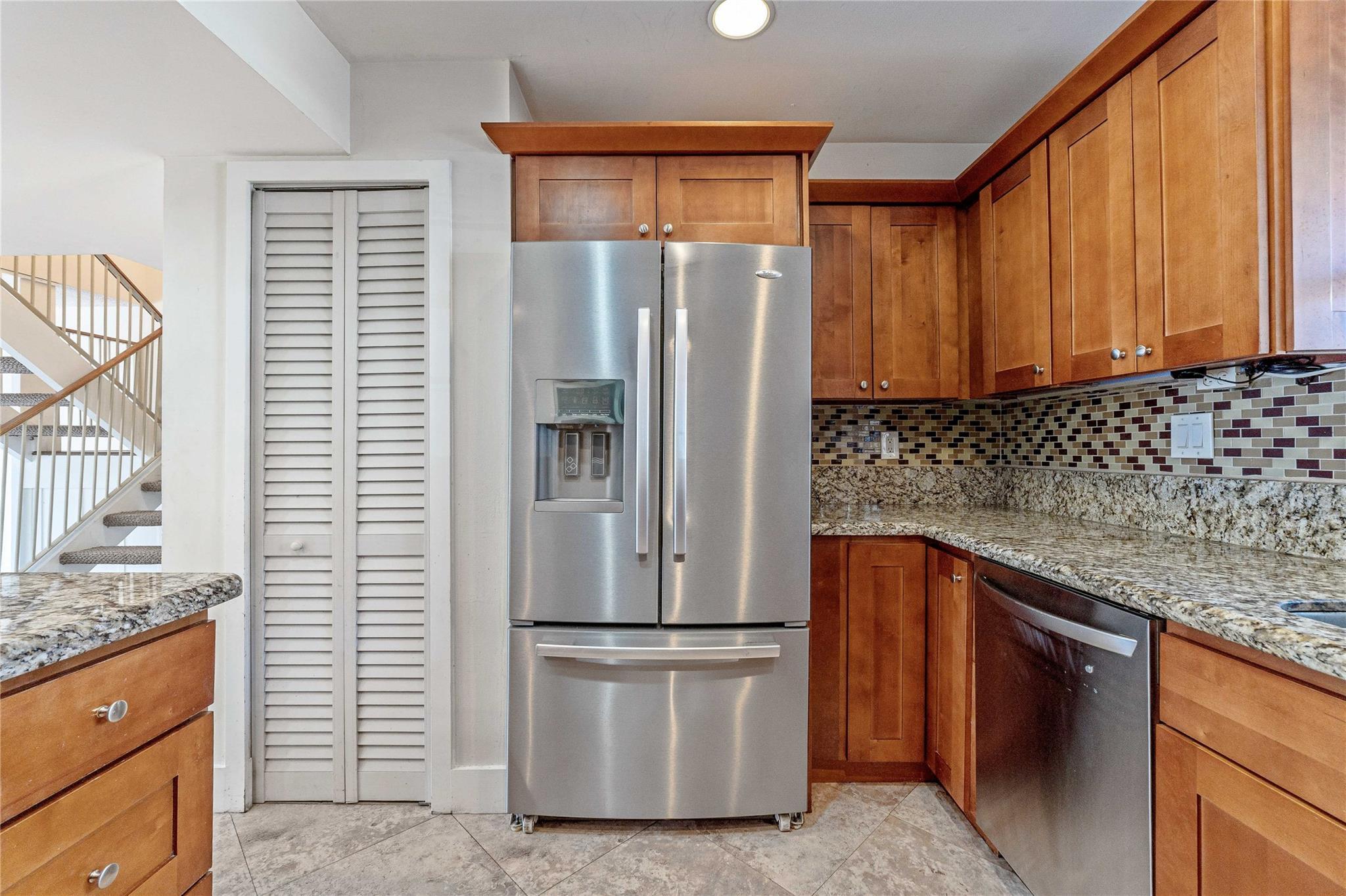 Listing photo 6 for 167 NW 115th Terrace Terrace, Plantation, FL, 33325