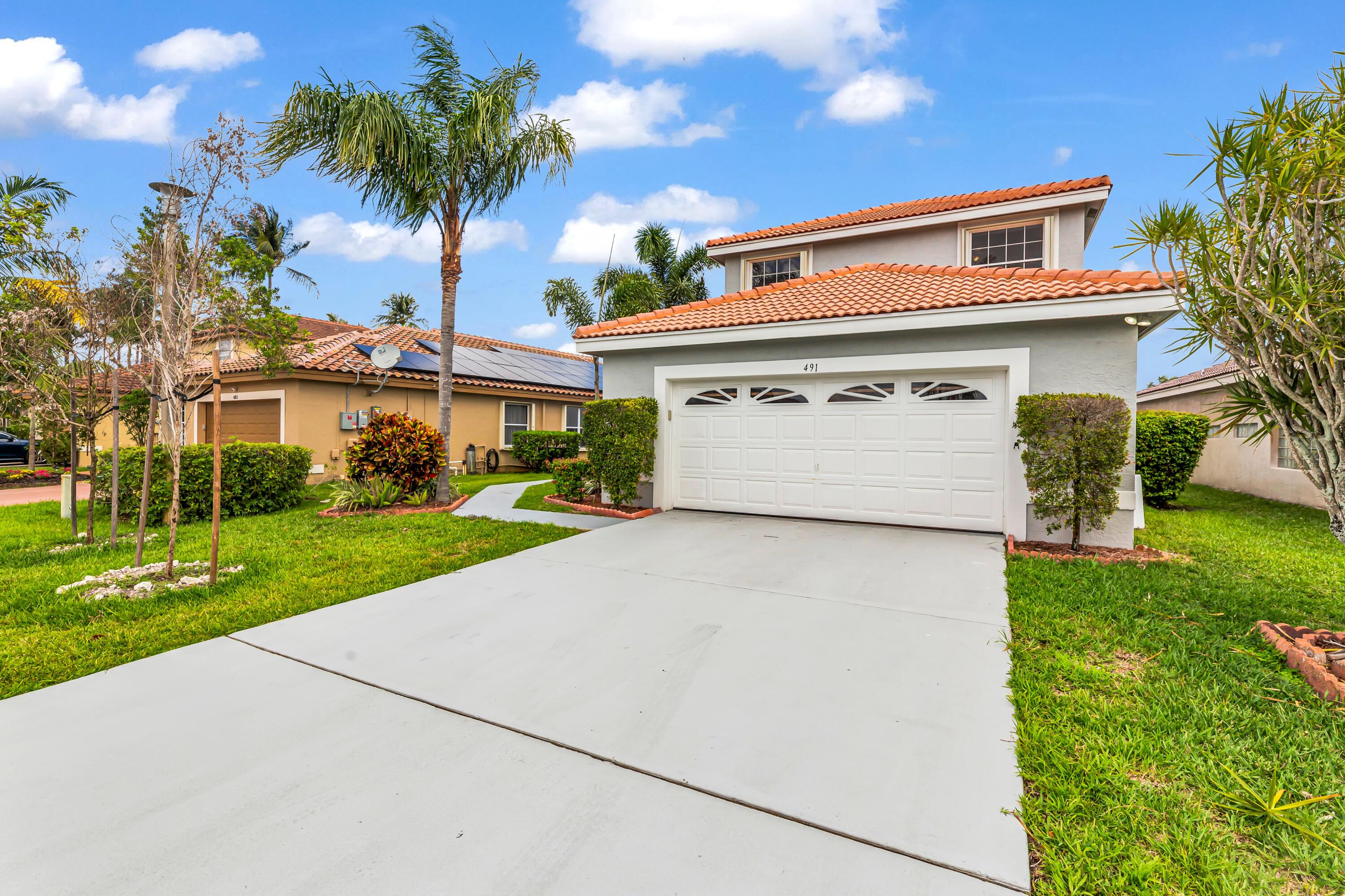 Listing photo 4 for 491 SW 182nd Way Way, Pembroke Pines, FL, 33029