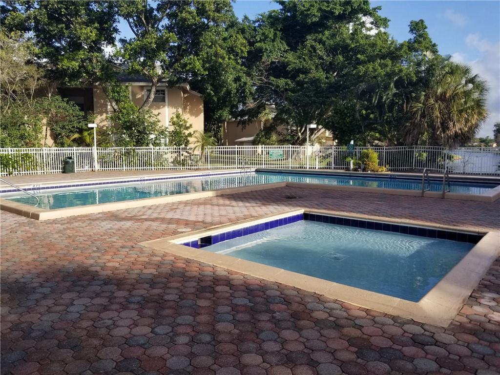 Rental in Pembroke Pines, FL