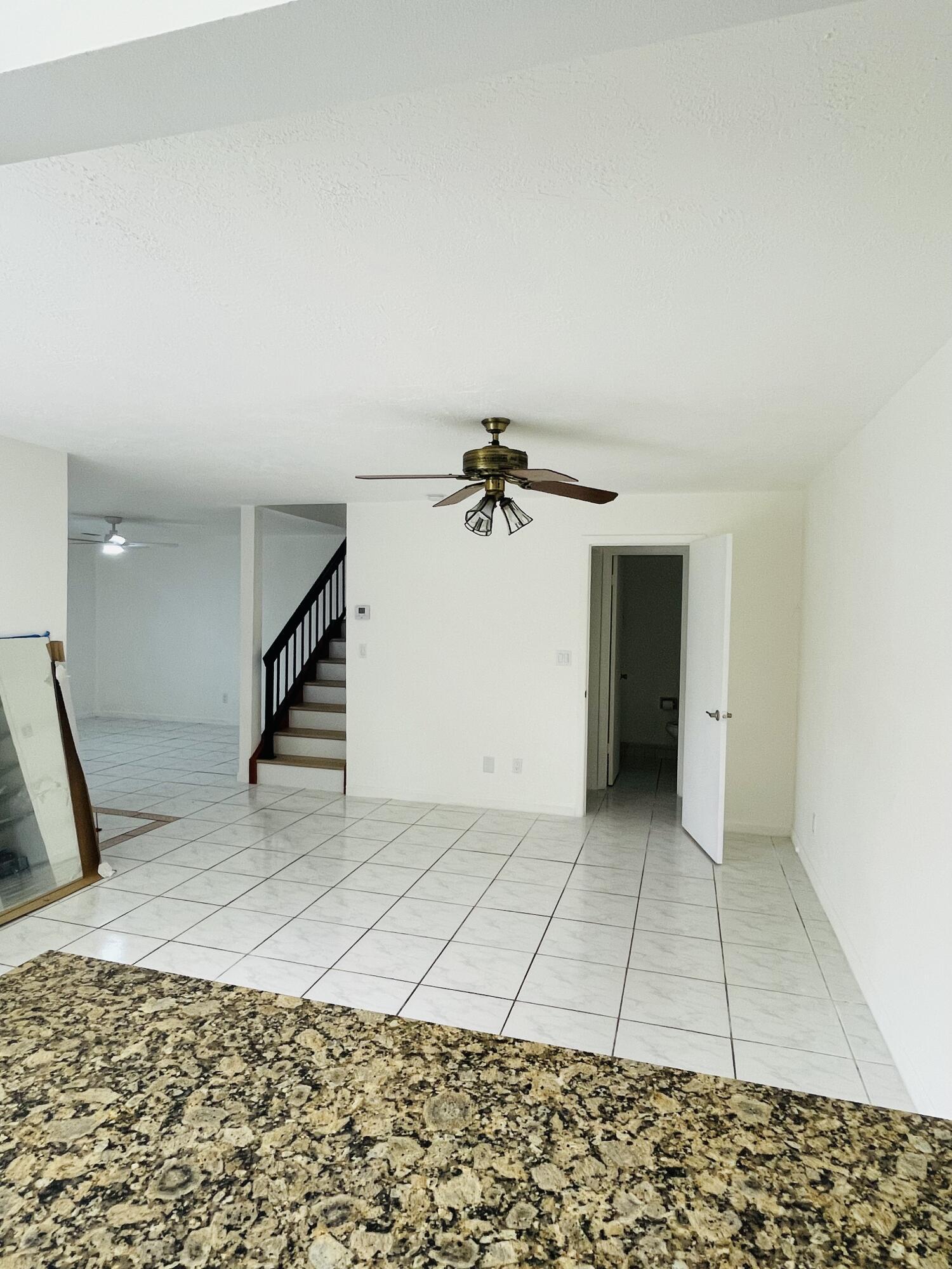 Listing photo 6 for 617 NW 132nd Terrace Terrace Unit#617, Plantation, FL, 33325