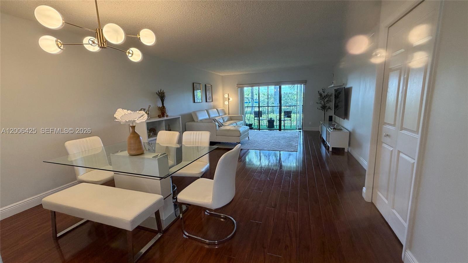 Listing photo 5 for 16551 Blatt Blvd Unit#205, Weston, FL, 33326