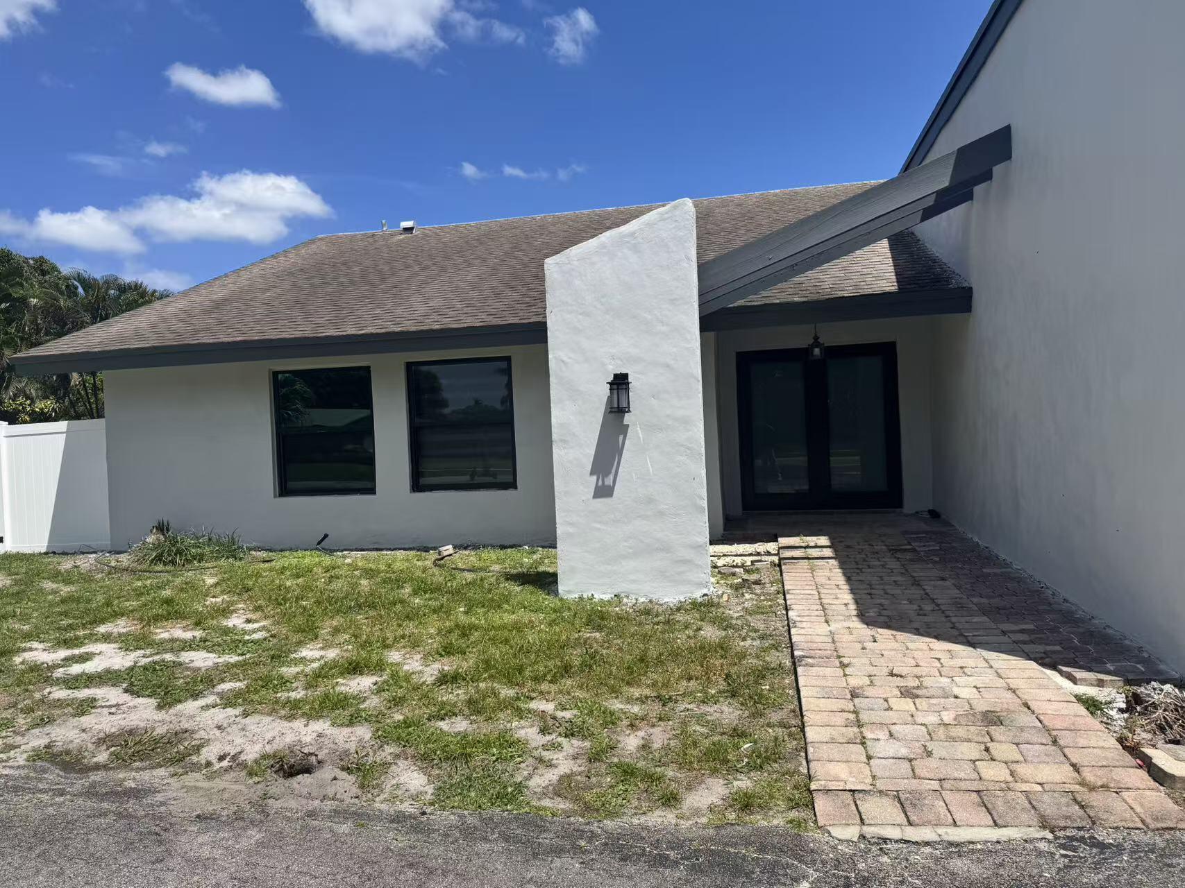 Listing photo 4 for 1600 SW 72nd Avenue Avenue, Plantation, FL, 33317