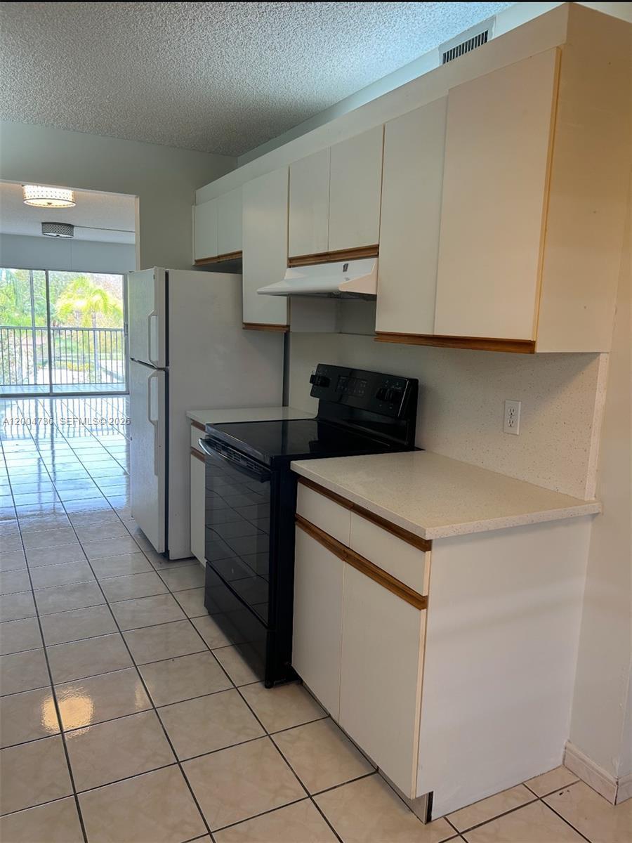 Rental in Pembroke Pines, FL