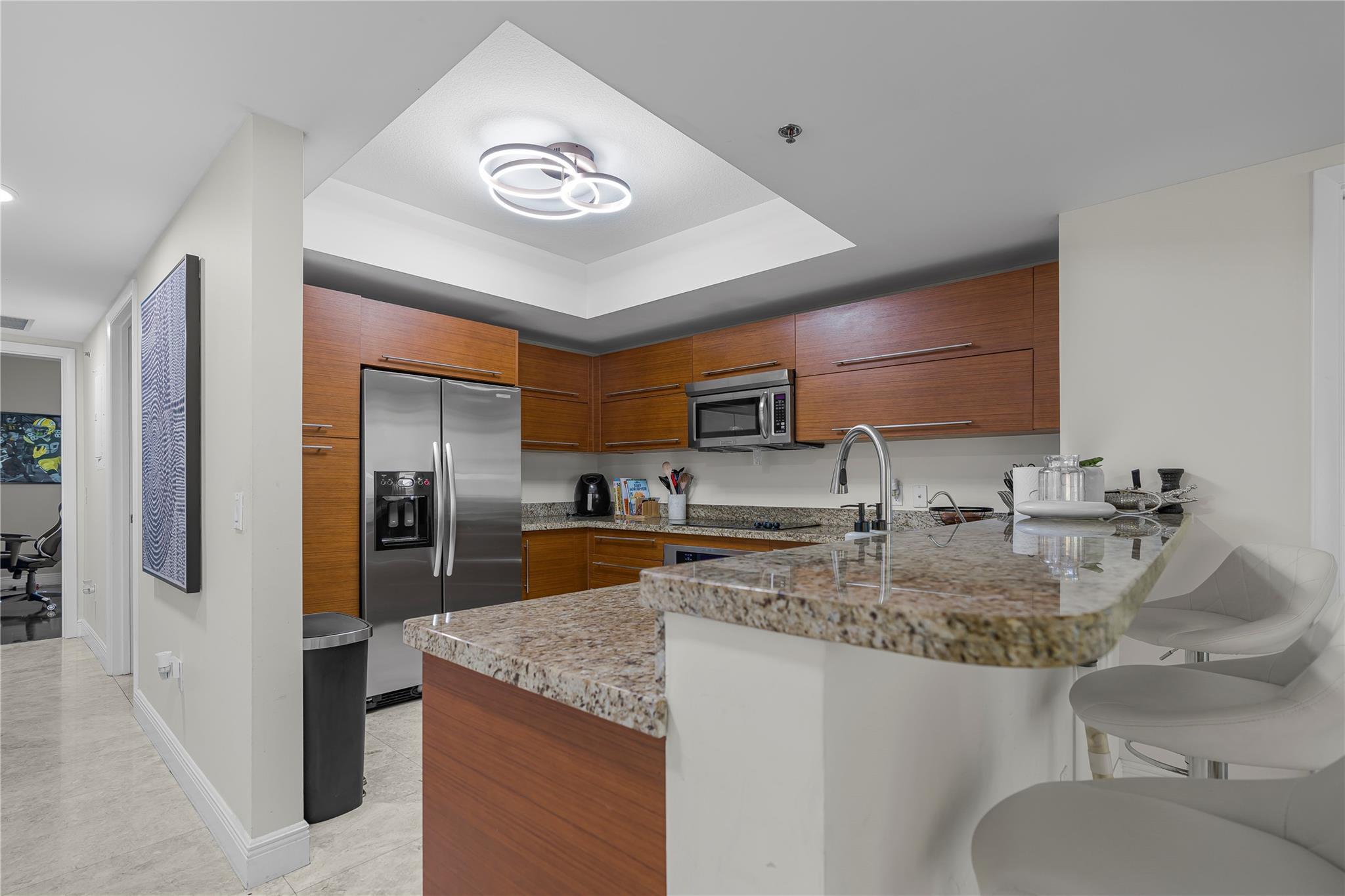 Listing photo 3 for 2641 N Flamingo Road Road Unit#901n, Sunrise, FL, 33323