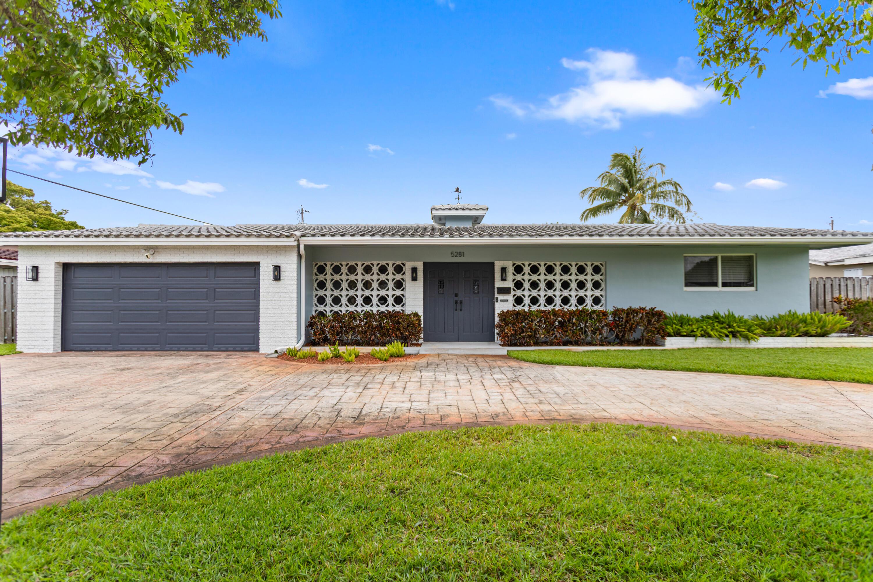 Listing photo 4 for 5281 SW 4th Court Court, Plantation, FL, 33317