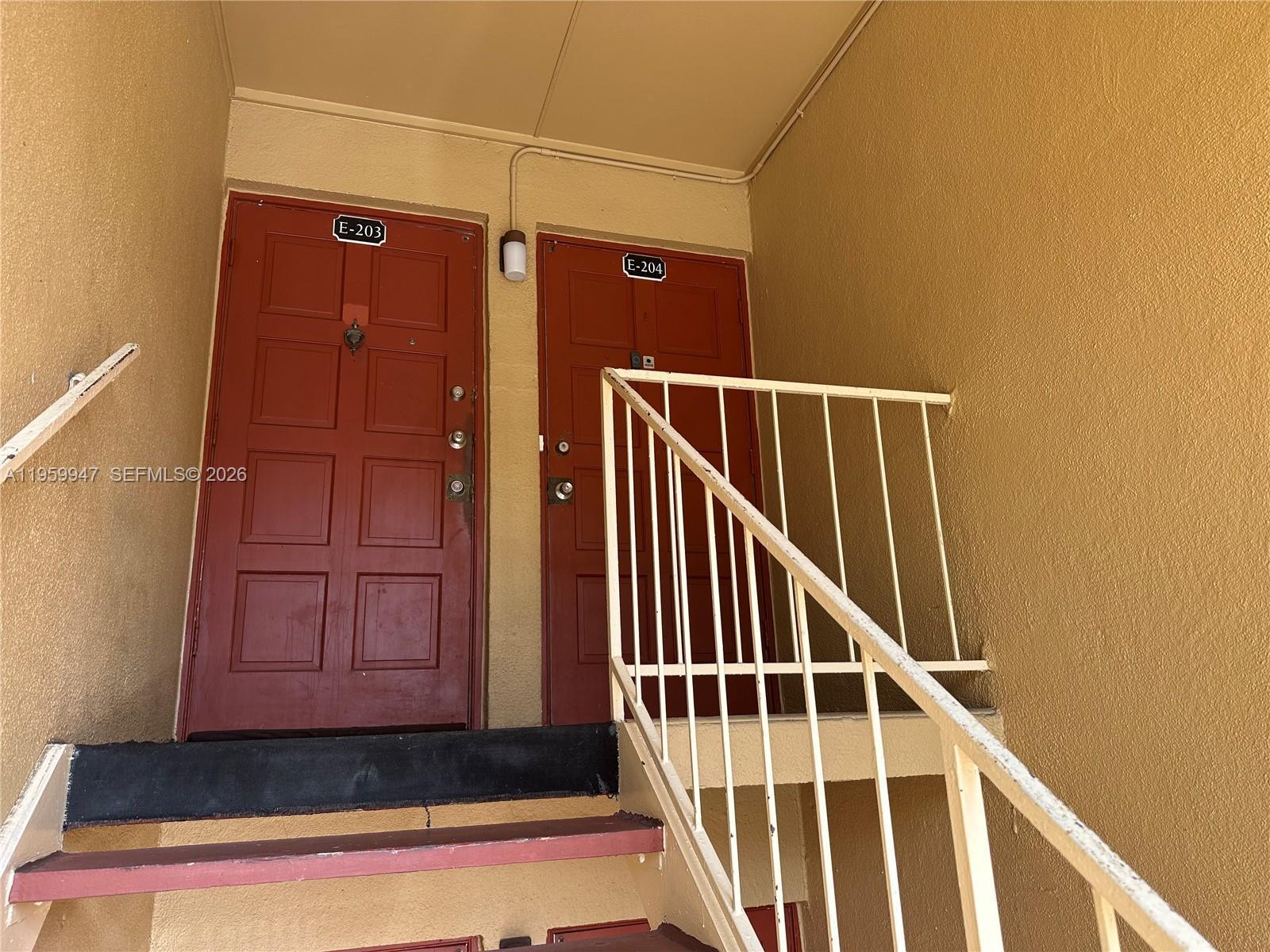 Listing photo 5 for 1000 Lake of the Woods Unit#E204, Other City - In The State Of Florida, FL, 32730