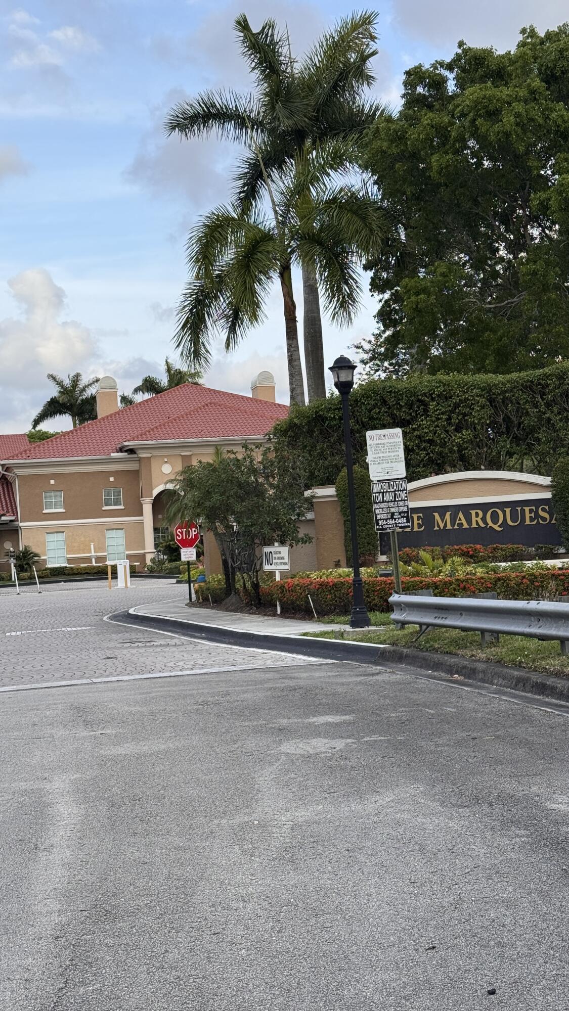 Listing photo 5 for 201 SW 116th Avenue Avenue Unit#108, Pembroke Pines, FL, 33025