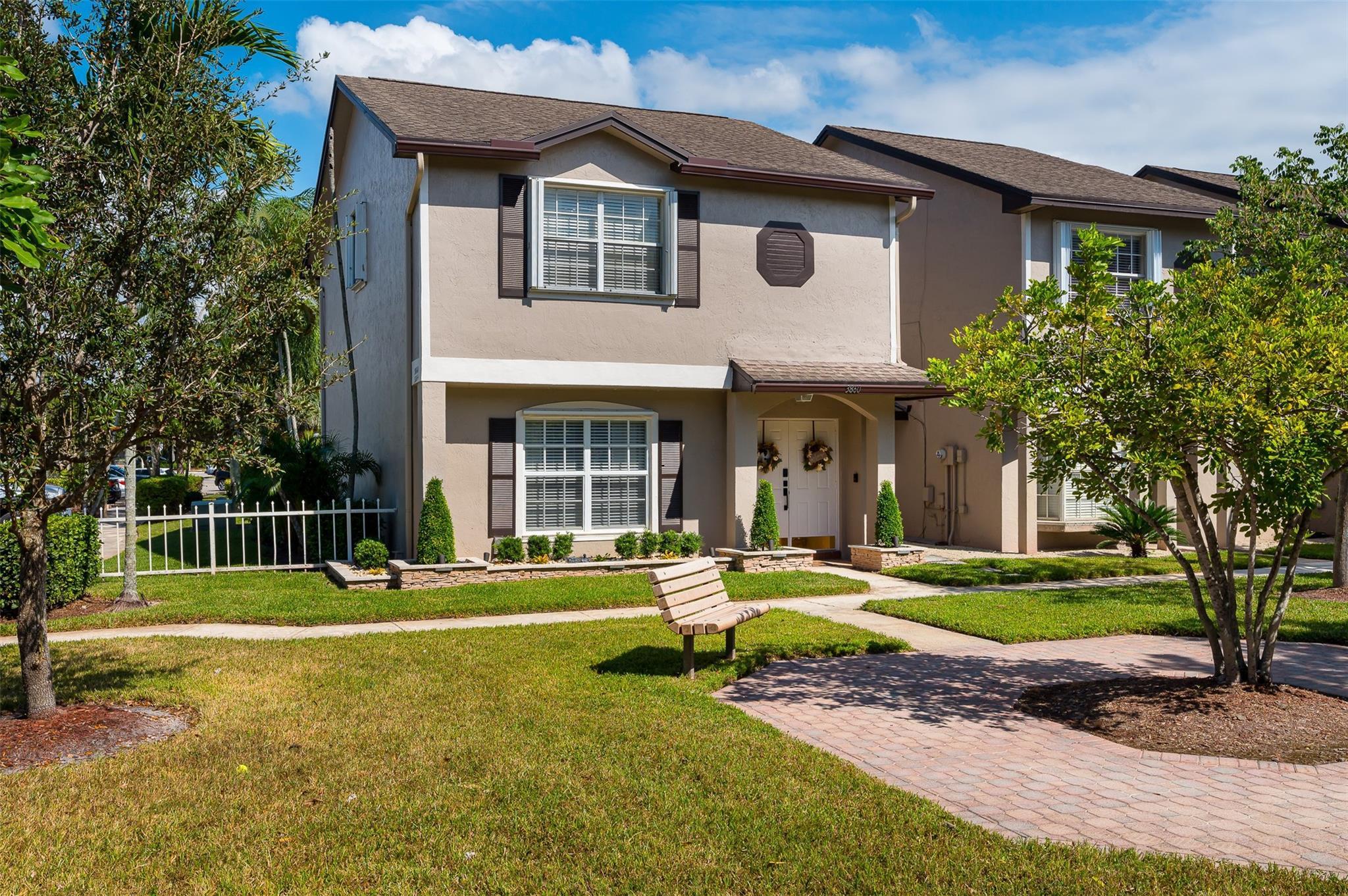 Listing photo 3 for 3860 NW 122nd Terrace Terrace, Sunrise, FL, 33323