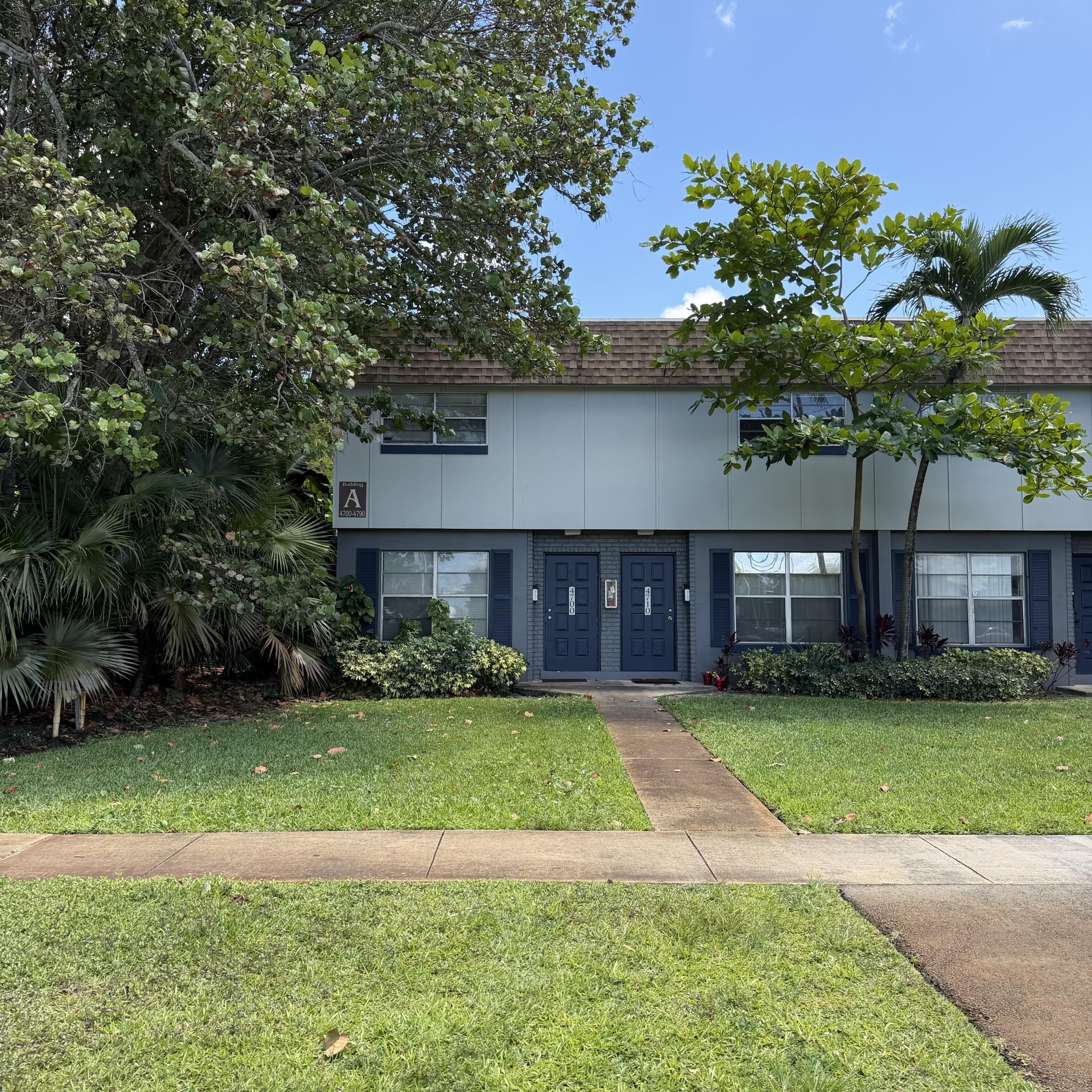 Listing photo 5 for 4700 NW 9th Court Court Unit#4700, Plantation, FL, 33317