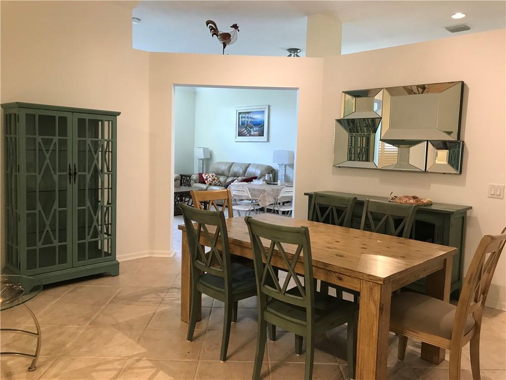 Listing photo 6 for 1118 Chinaberry Drive Drive, Weston, FL, 33327