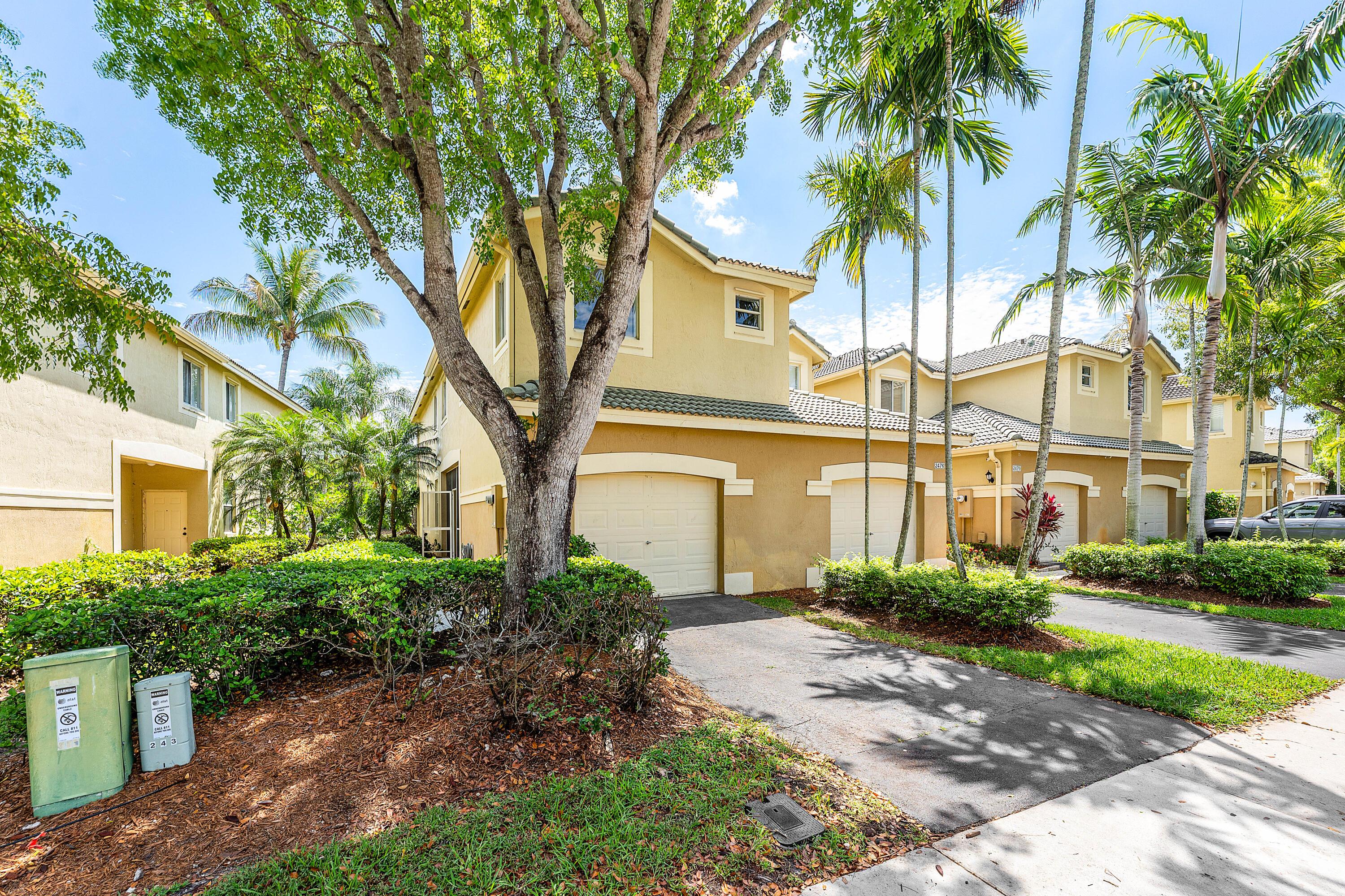 Listing photo 5 for 2482 Cordoba Bend Bend, Weston, FL, 33327