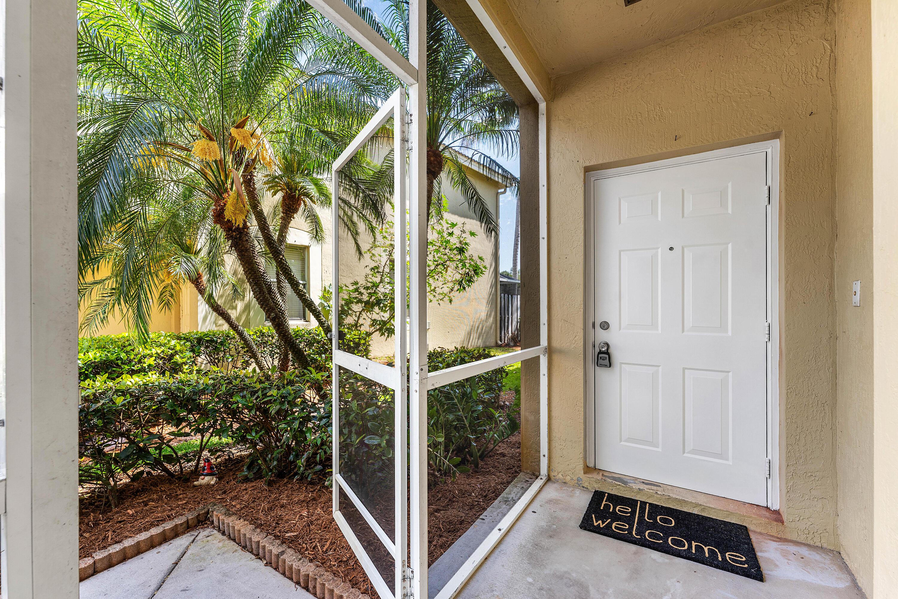 Listing photo 6 for 2482 Cordoba Bend Bend, Weston, FL, 33327