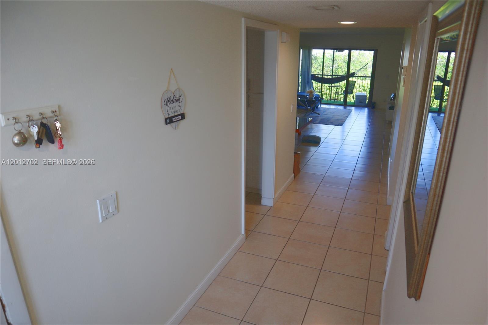 Listing photo 1 for 16511 Blatt Blvd Unit#203, Weston, FL, 33326