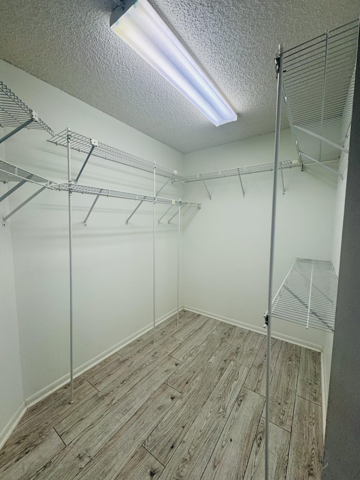Listing photo 5 for 1300 SW 125th Avenue Unit#311k, Pembroke Pines, FL, 33027