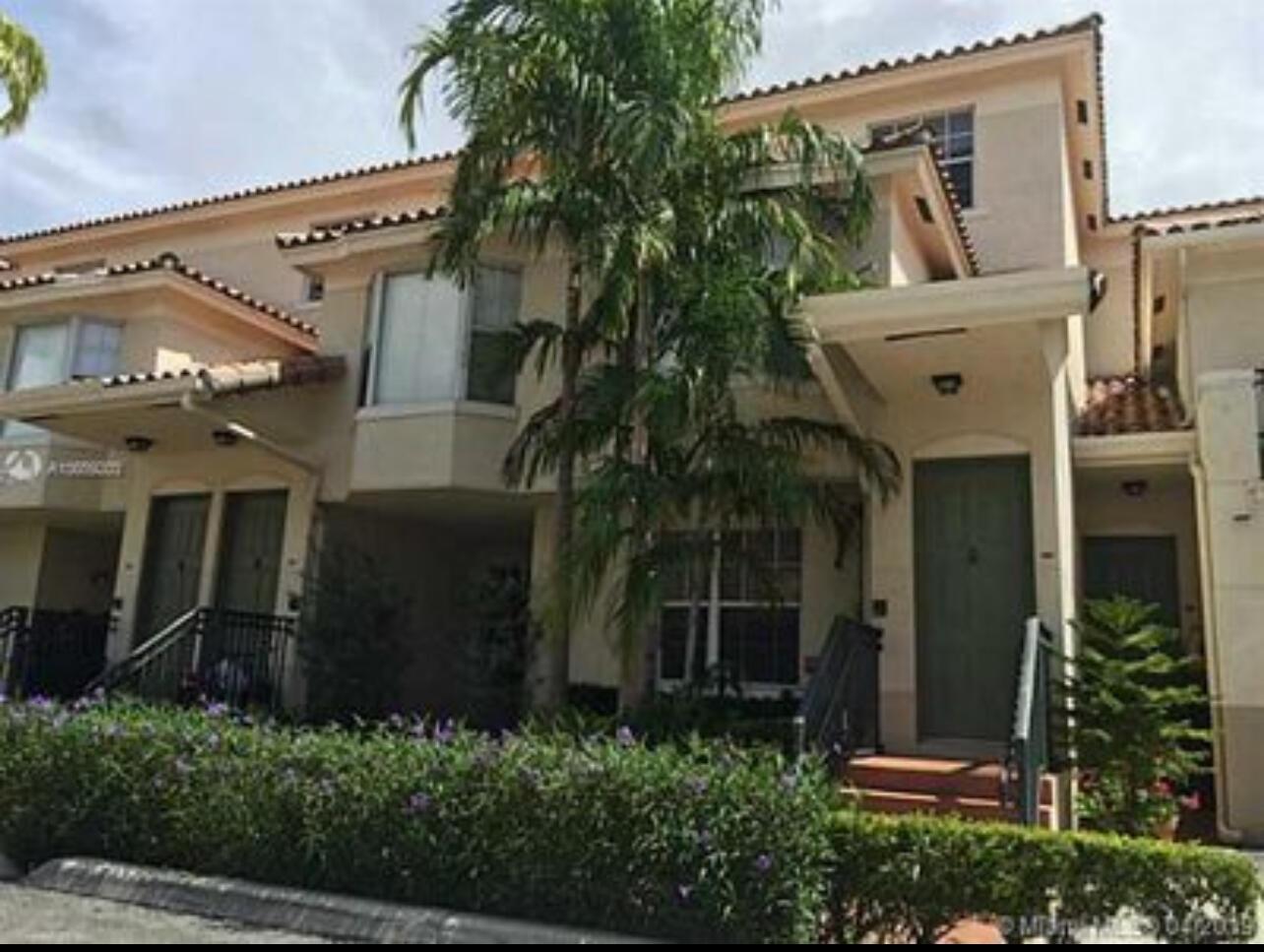 Listing photo 3 for 721 SW 148th Avenue Unit#309, Sunrise, FL, 33325