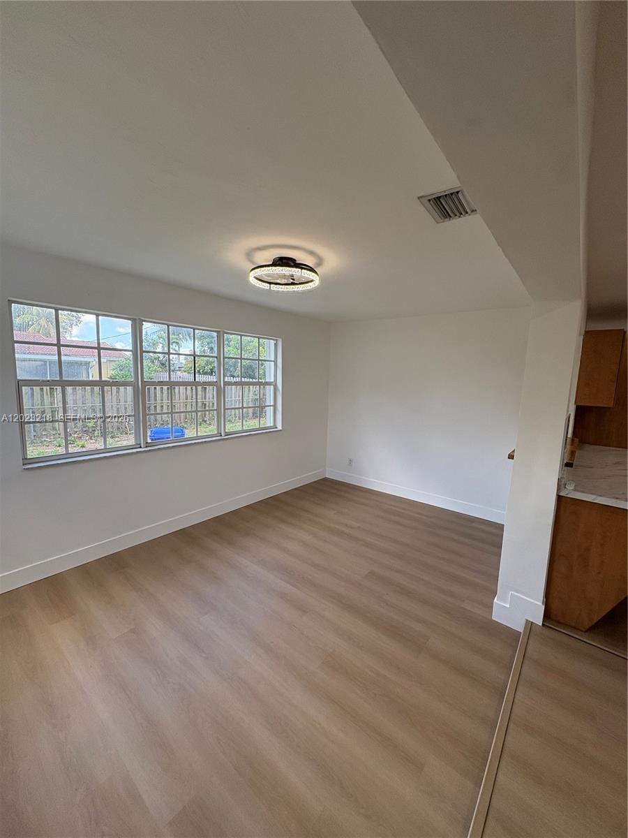 Listing photo 1 for 7150 SW 10th St, Pembroke Pines, FL, 33023