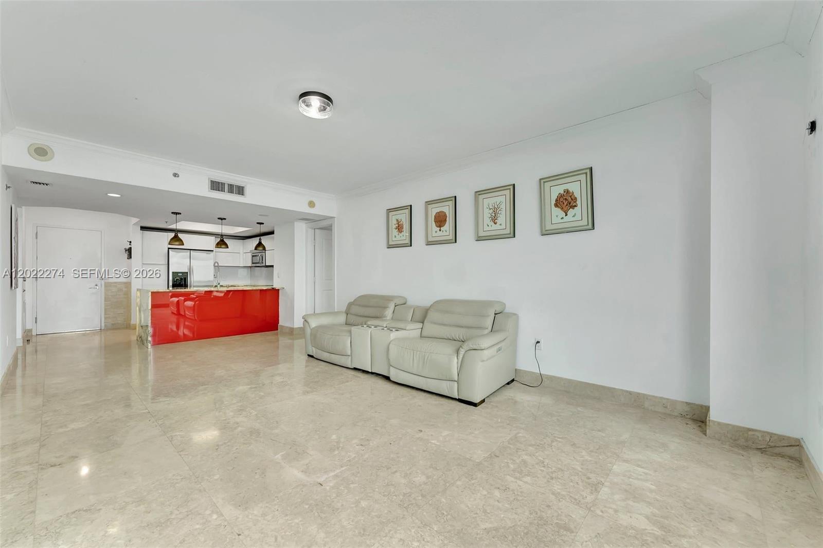 Listing photo 5 for 2641 N FLAMINGO RD Unit#603N, Sunrise, FL, 33323