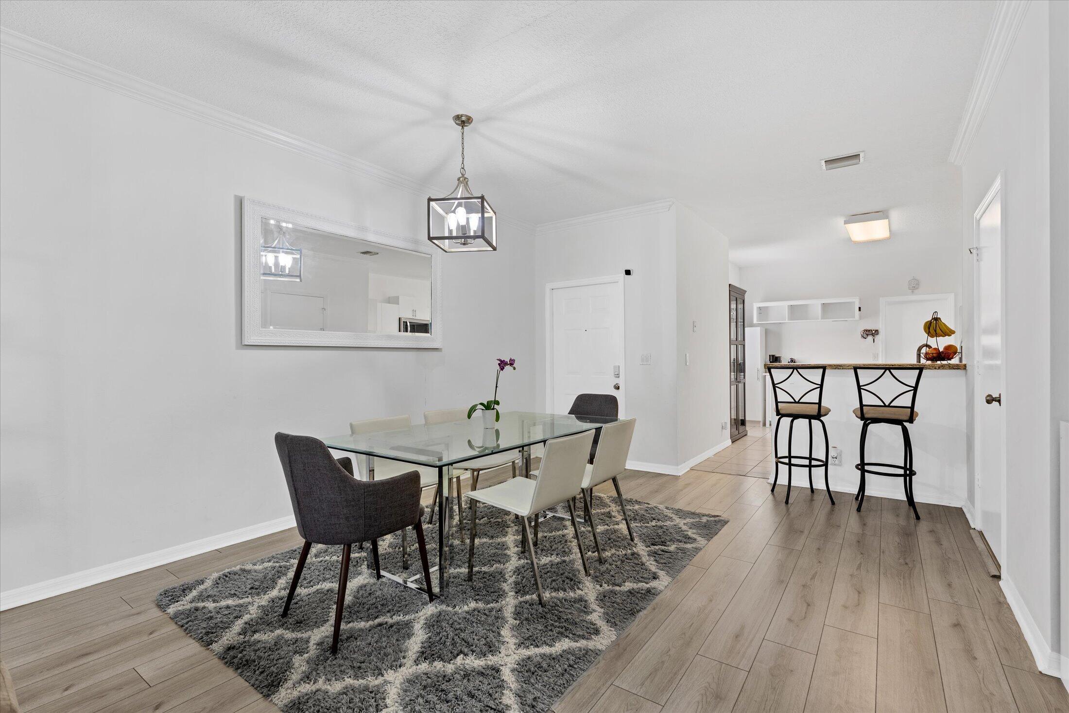 Listing photo 5 for 2264 Salerno Circle, Weston, FL, 33327