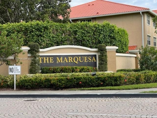 Listing photo 1 for 131 SW 117th Ave Unit#8101, Pembroke Pines, FL, 33025