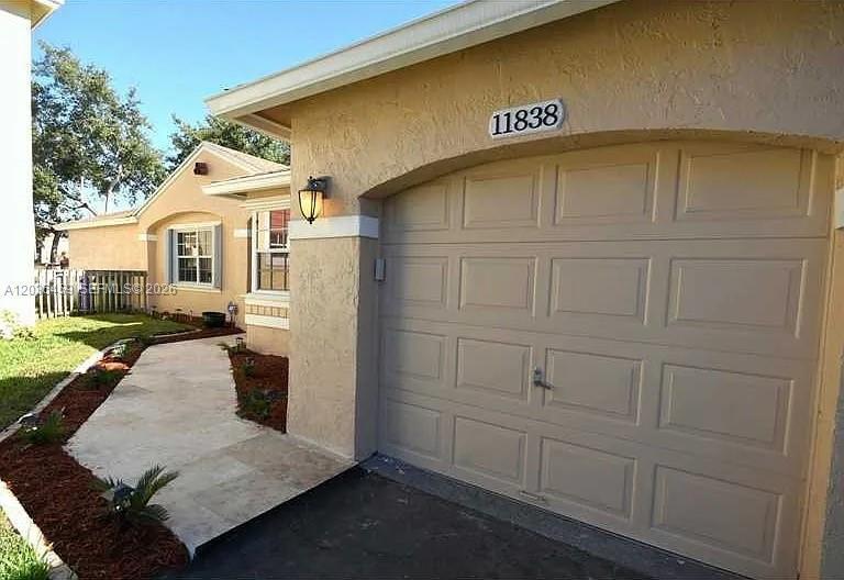 Alquiler de 3 hab. en 11838 NW 13th St, Pembroke Pines, FL