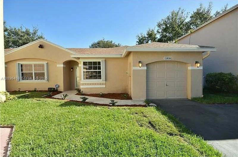 Listing photo 2 for 11838 NW 13th St, Pembroke Pines, FL, 33026
