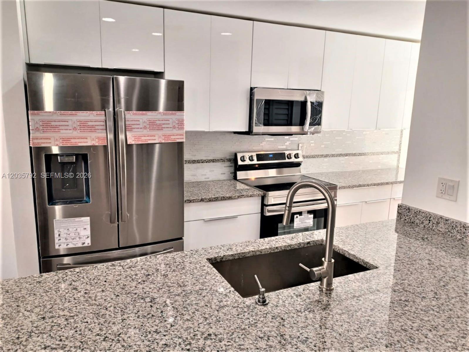 Alquiler de 3 hab. en 843 NW 81st Ave Unit#7, Plantation, FL