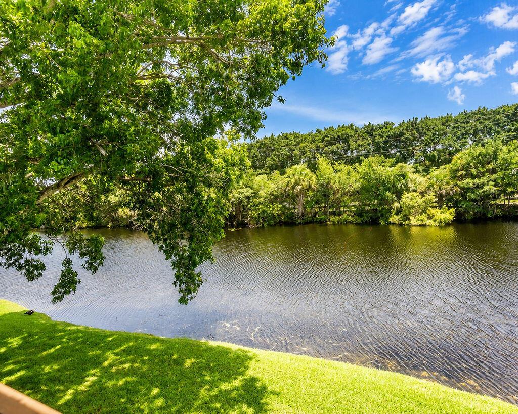 Listing photo 5 for 9310 SW 23rd Street Unit#4003, Davie, FL, 33324