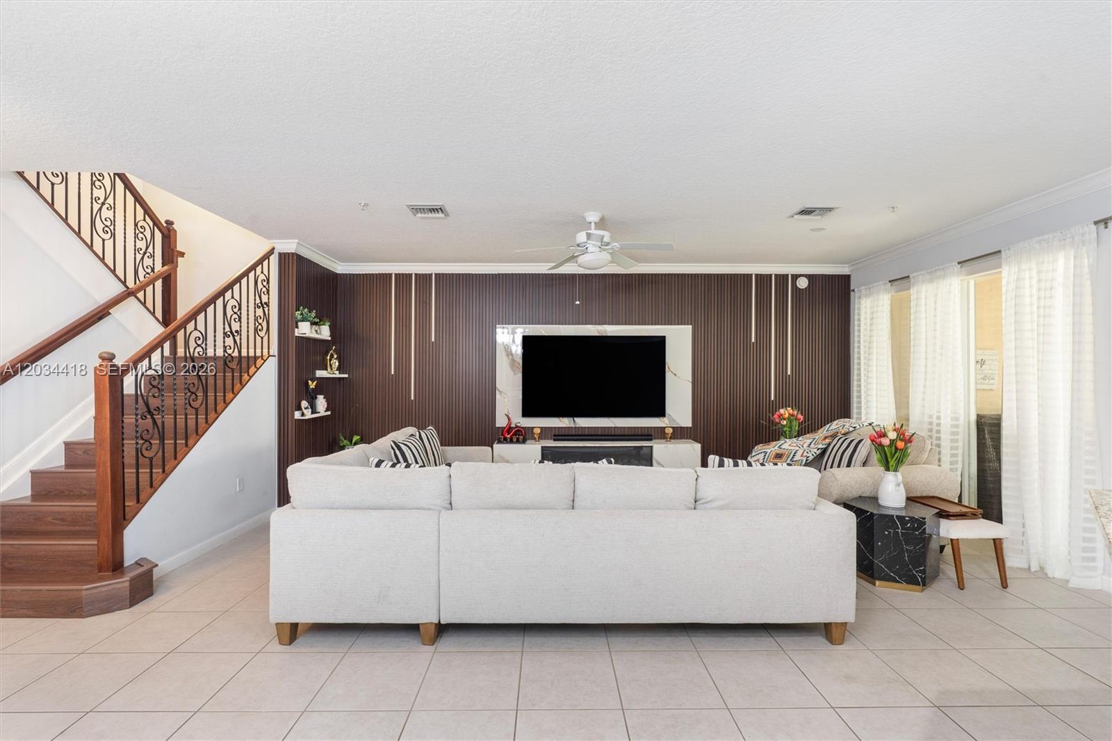 Listing photo 1 for 2925 NW 126th Ave Unit#105, Sunrise, FL, 33323