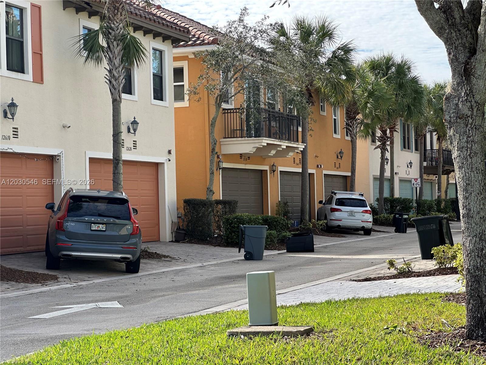 Alquiler de 3 hab. en 12630 NW 32nd Ct, Sunrise, FL