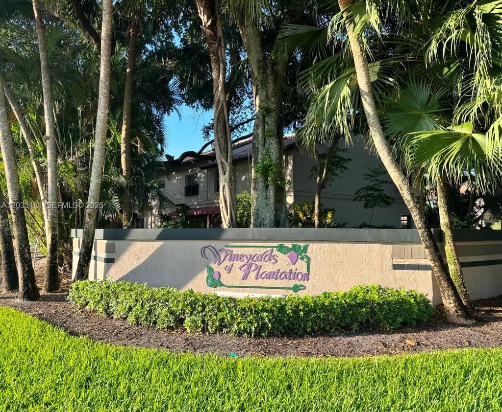 Listing photo 4 for 9023 Vineyard Lake Dr Unit#0, Plantation, FL, 33324