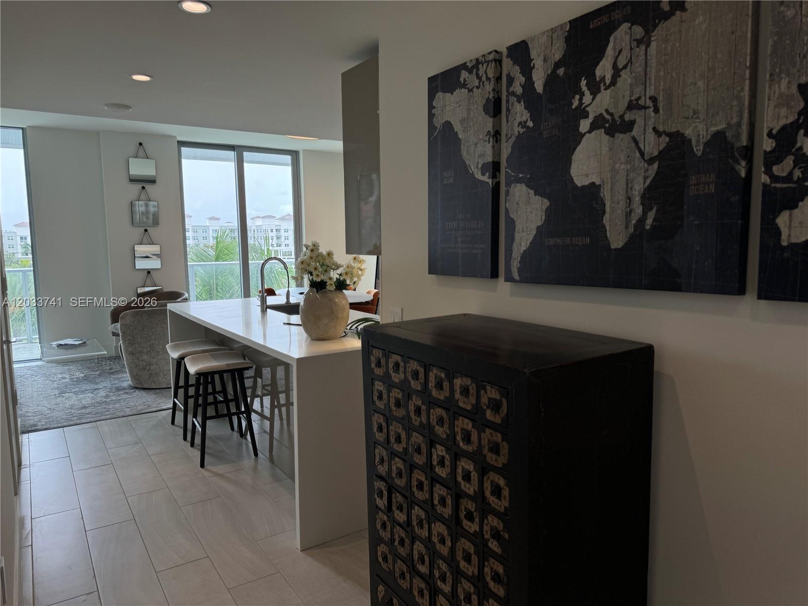 Listing photo 4 for 2000 Metropica Way Unit#417, Sunrise, FL, 33323