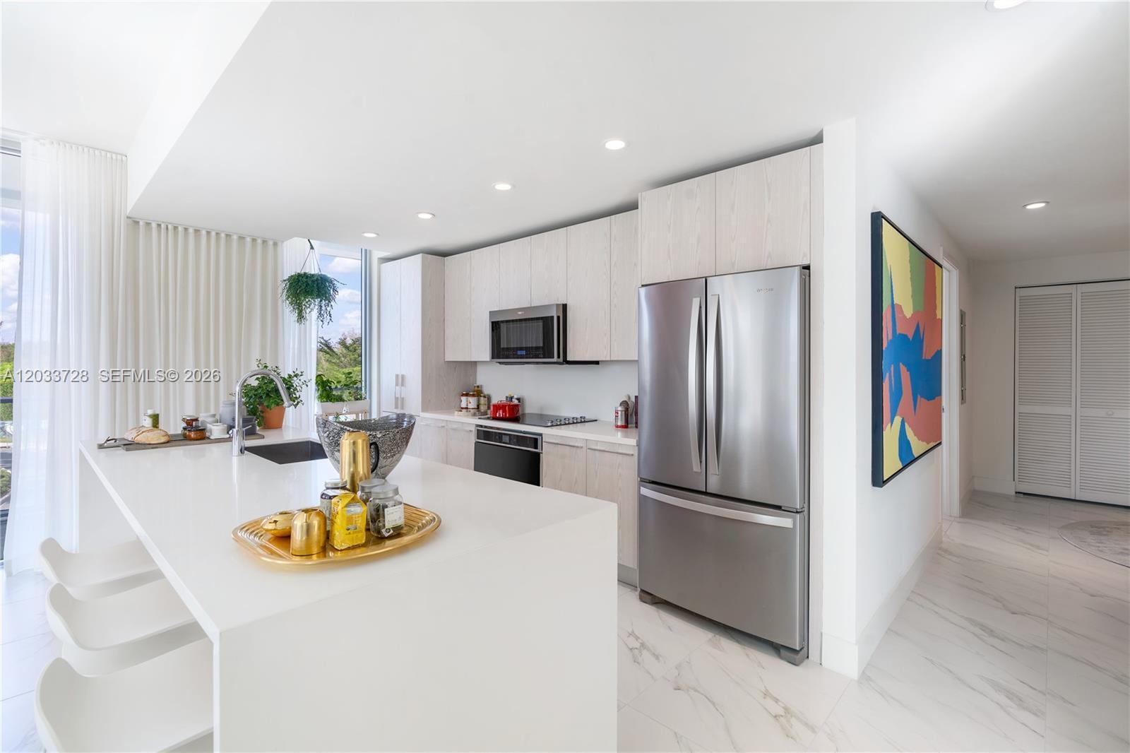Listing photo 5 for 2000 Metropica Way Unit#203, Sunrise, FL, 33323