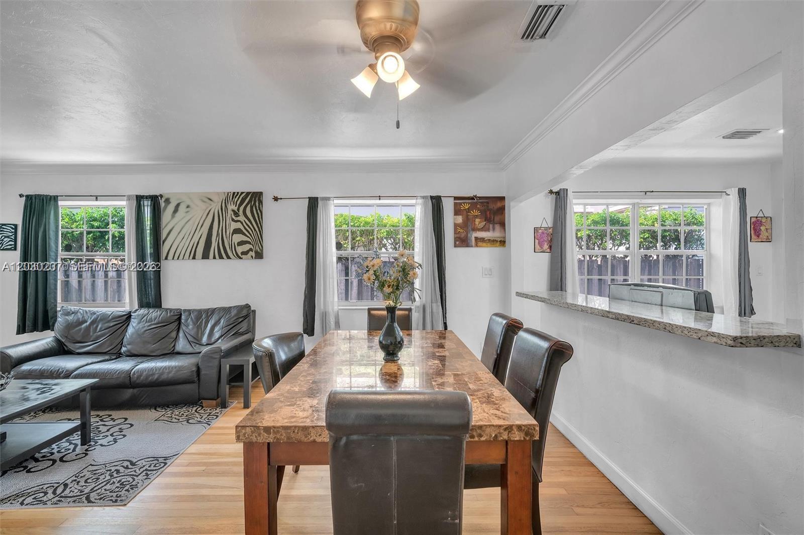 Listing photo 2 for 1635 Hollywood Blvd, Hollywood, FL, 33020