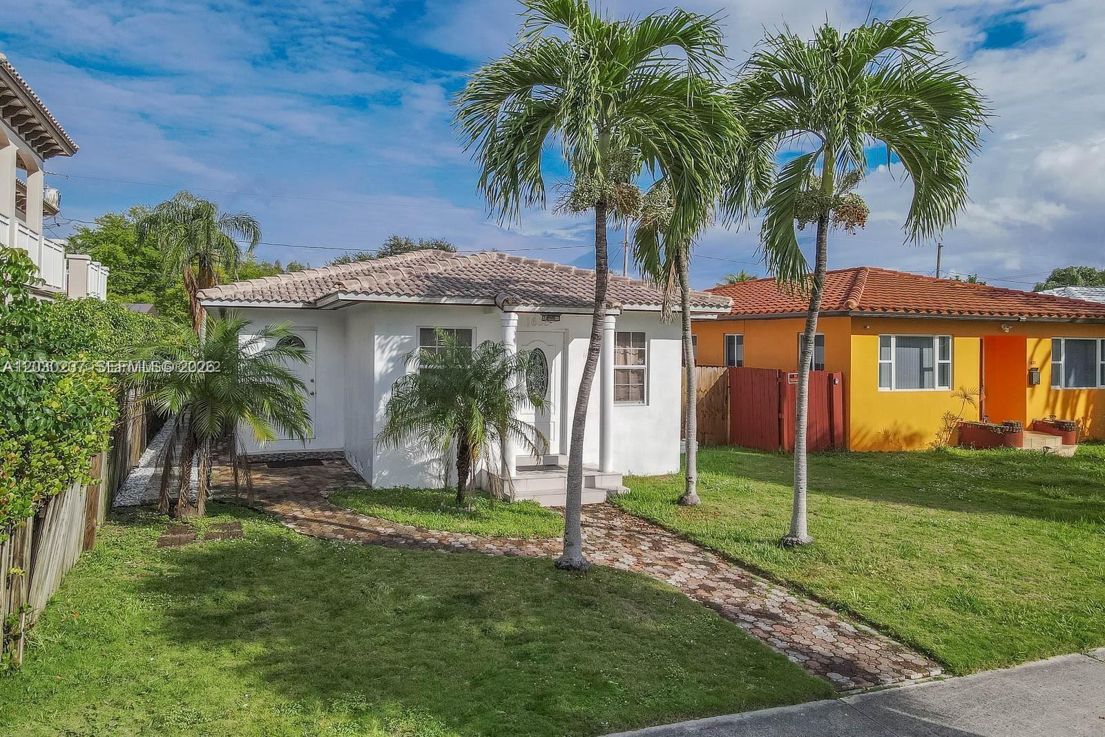 Listing photo 3 for 1635 Hollywood Blvd, Hollywood, FL, 33020