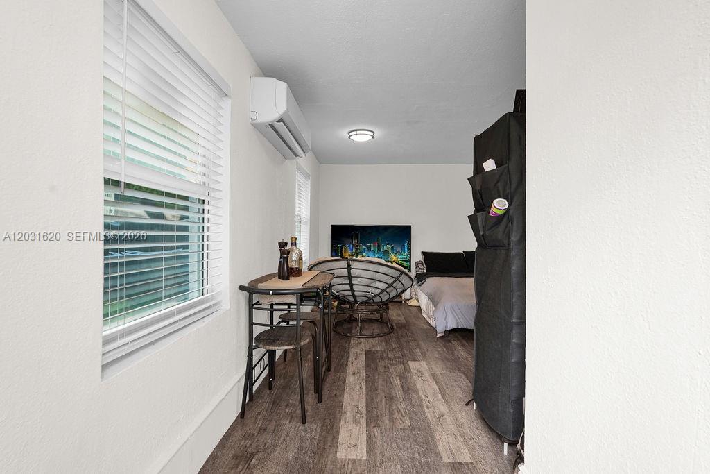 Listing photo 4 for 3010 NW 95th Ter Unit#A, Miami, FL, 33147