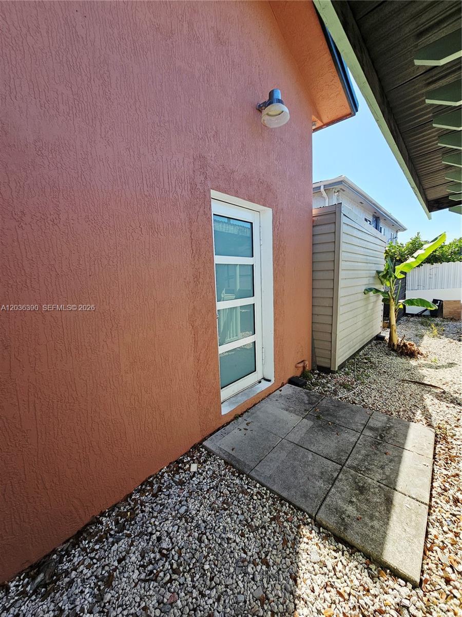 Listing photo 4 for 3015 NW 132nd Ter Unit#2, Opa-Locka, FL, 33054