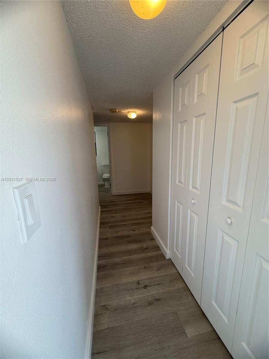 Listing photo 2 for 20200 W Country Club Dr Unit#PH14, Aventura, FL, 33180