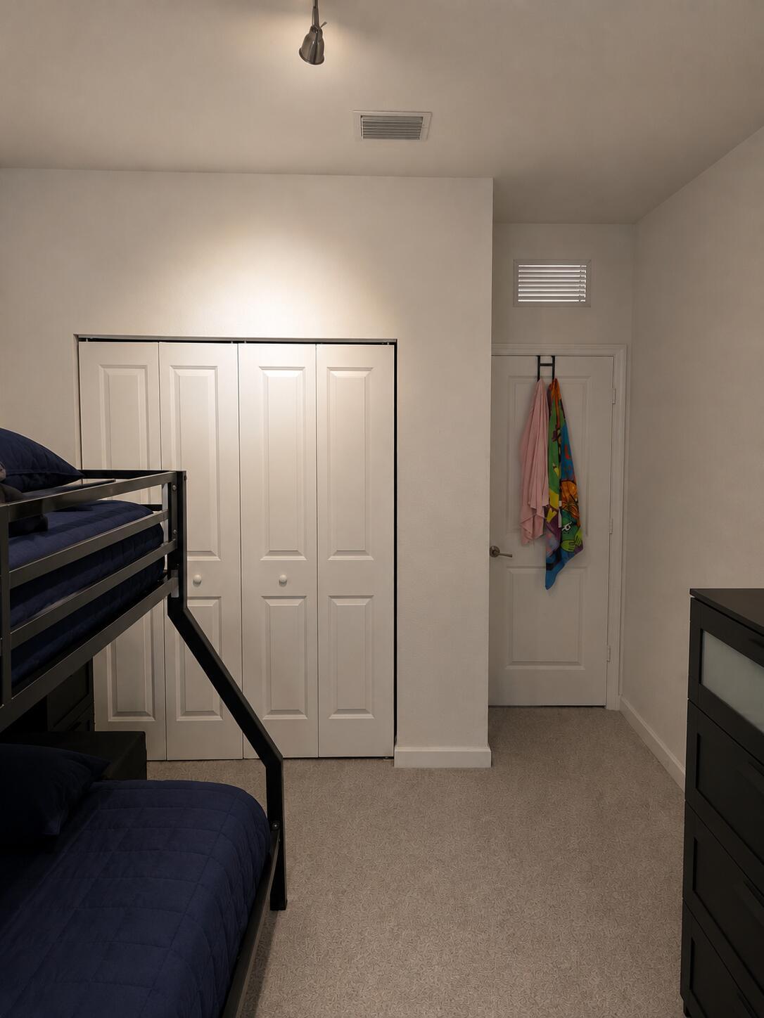 Listing photo 2 for 237 SW 159TH Way, Pembroke Pines, FL, 33027
