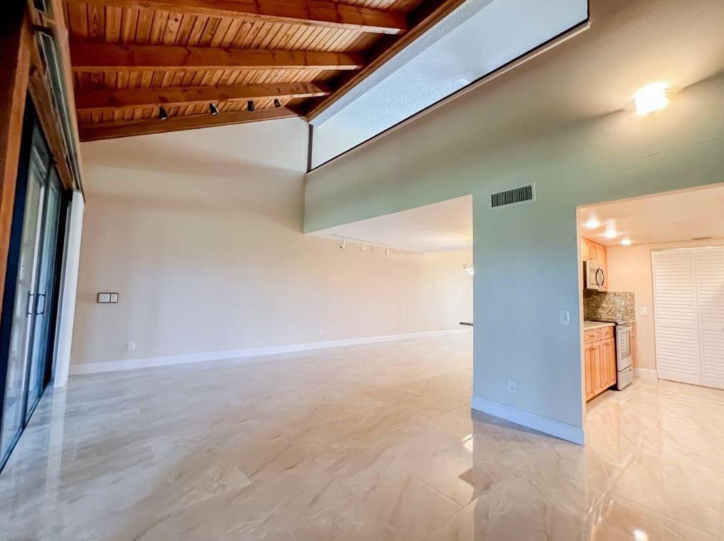 Listing photo 1 for 10740 S Golfview Drive, Pembroke Pines, FL, 33026
