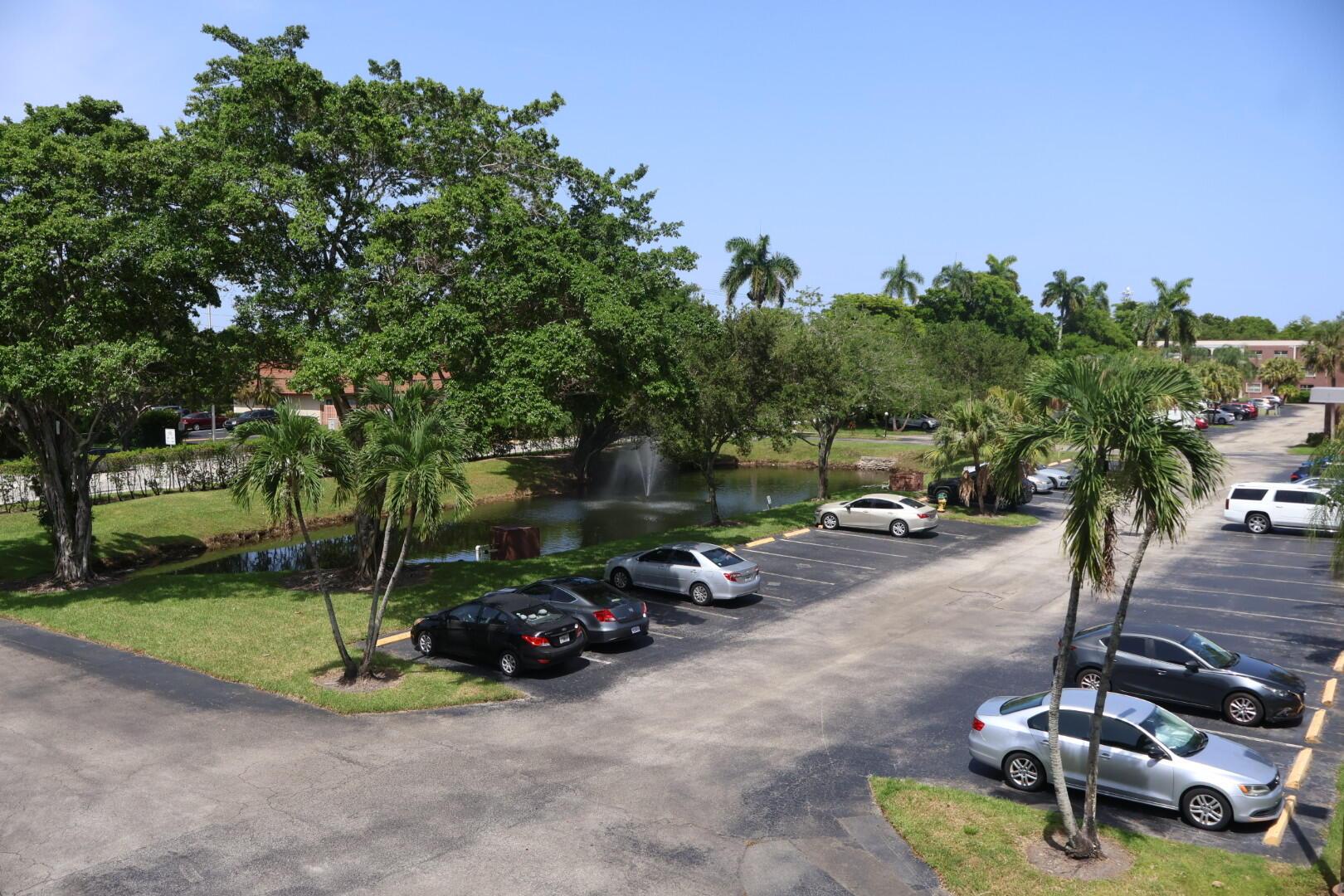 Listing photo 2 for 7080 Nova Drive Unit#307b, Davie, FL, 33317