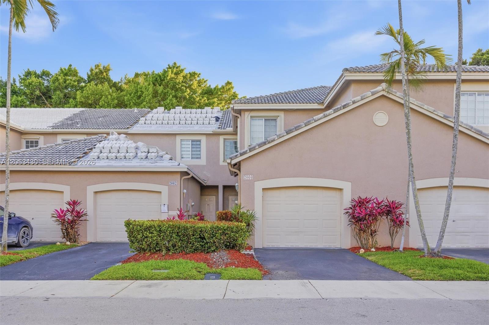 Listing photo 4 for 2066 Madeira Dr Unit#2066, Weston, FL, 33327