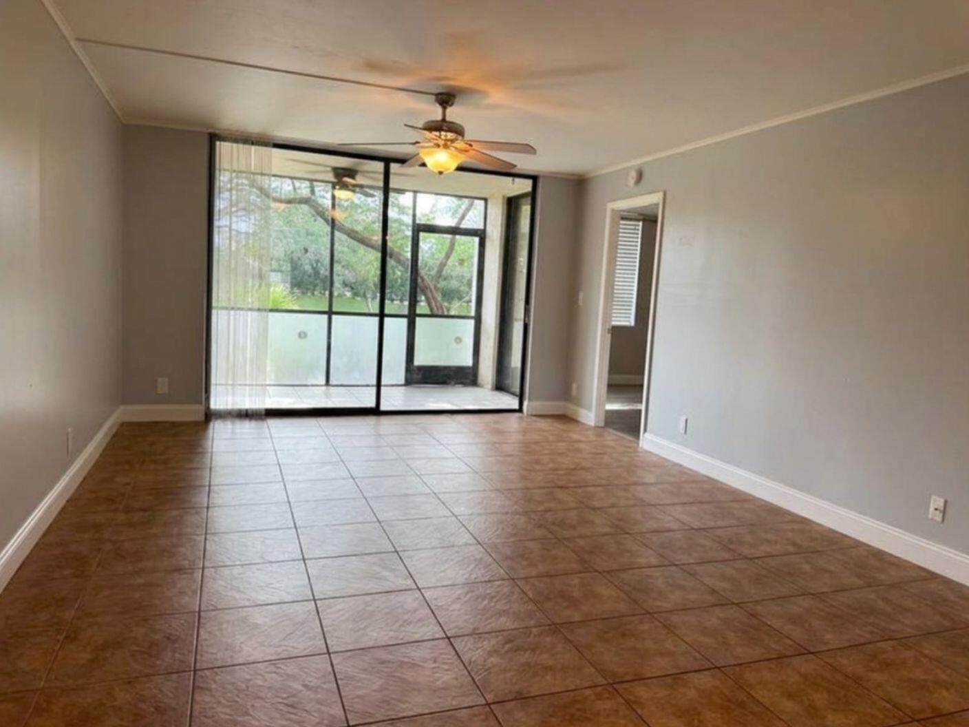 Listing photo 6 for 7340 NW 1ST Street Unit#103, Plantation, FL, 33317